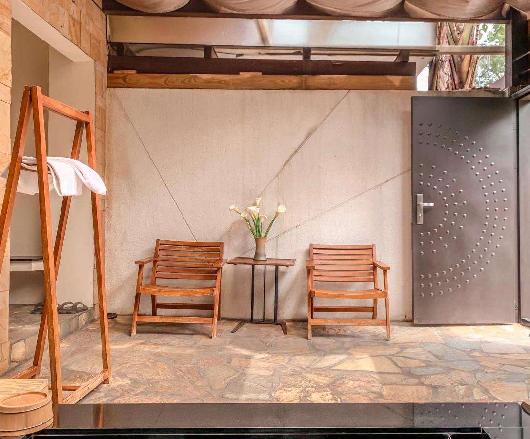Bed and Breakfast Yage Hotspring House Jiaoxi Exterior foto