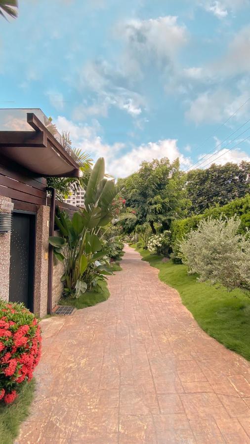 Bed and Breakfast Yage Hotspring House Jiaoxi Exterior foto
