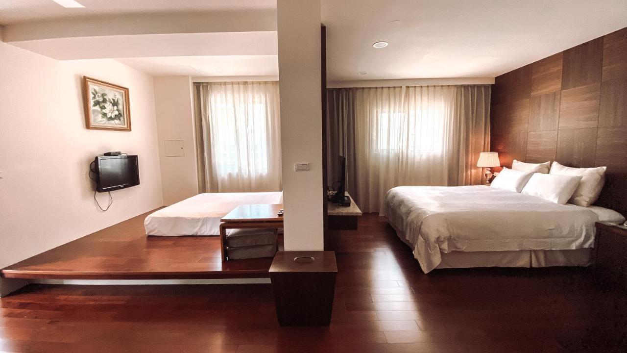 Bed and Breakfast Yage Hotspring House Jiaoxi Exterior foto